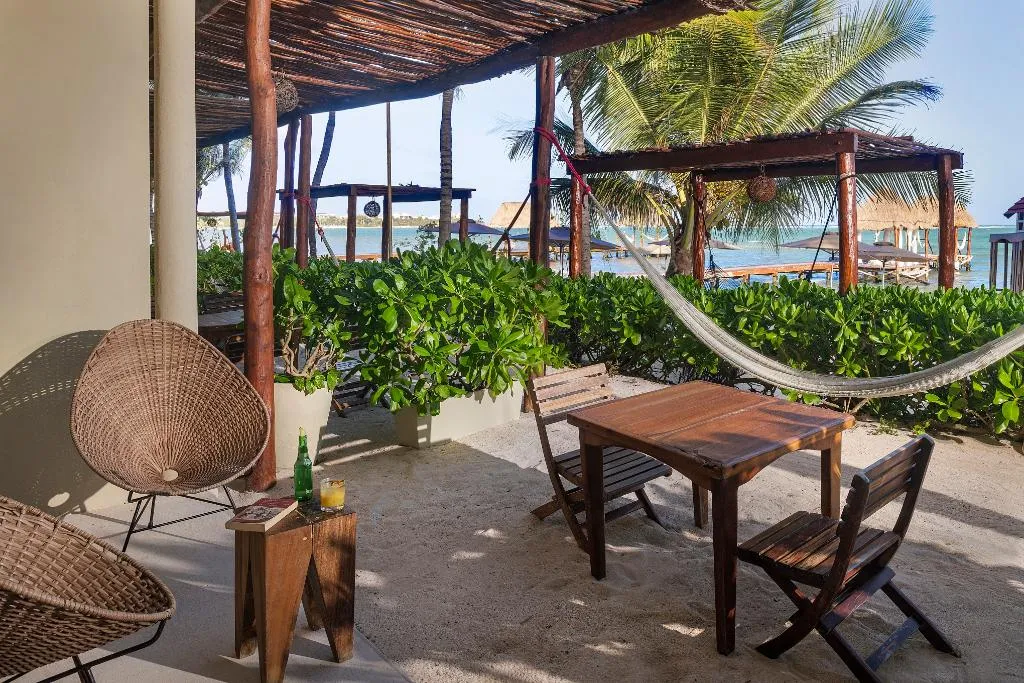 Room DELUXE BEACH FRONT Room, Mereva Tulum, Cancun Area