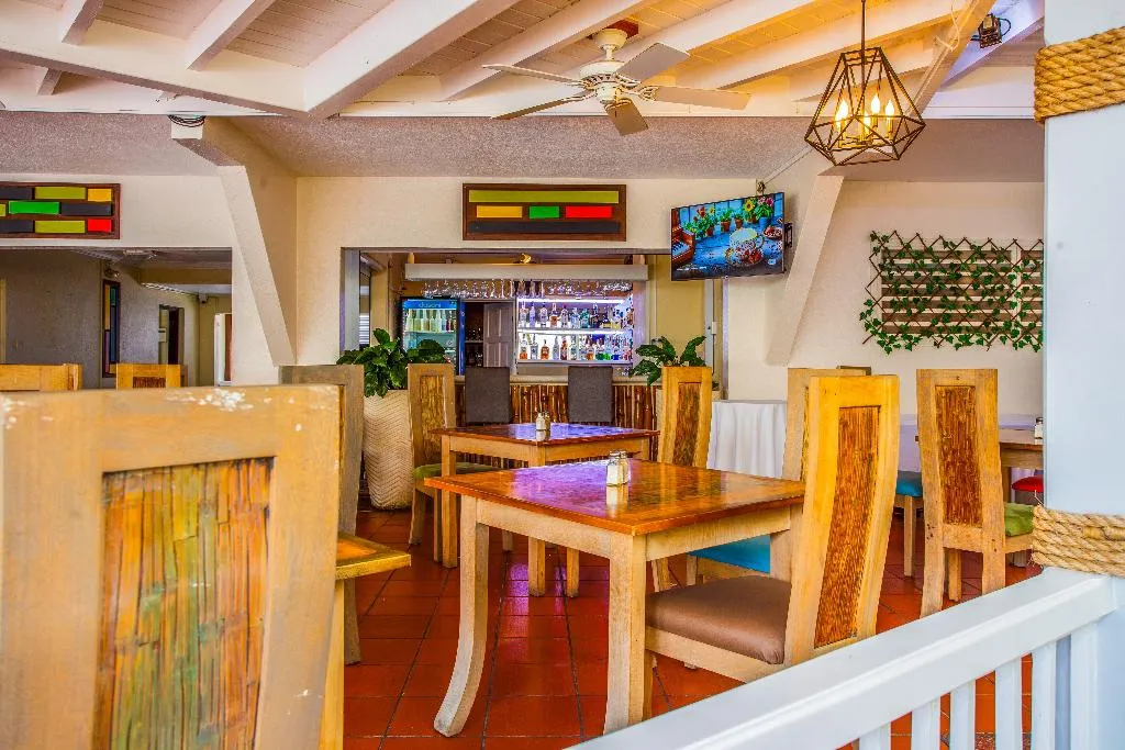 Bar, Blue Horizon Hotel, Barbados