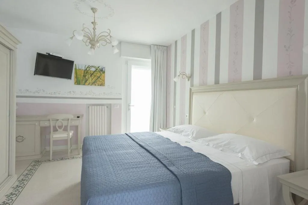 Room, Maison 39, Milan