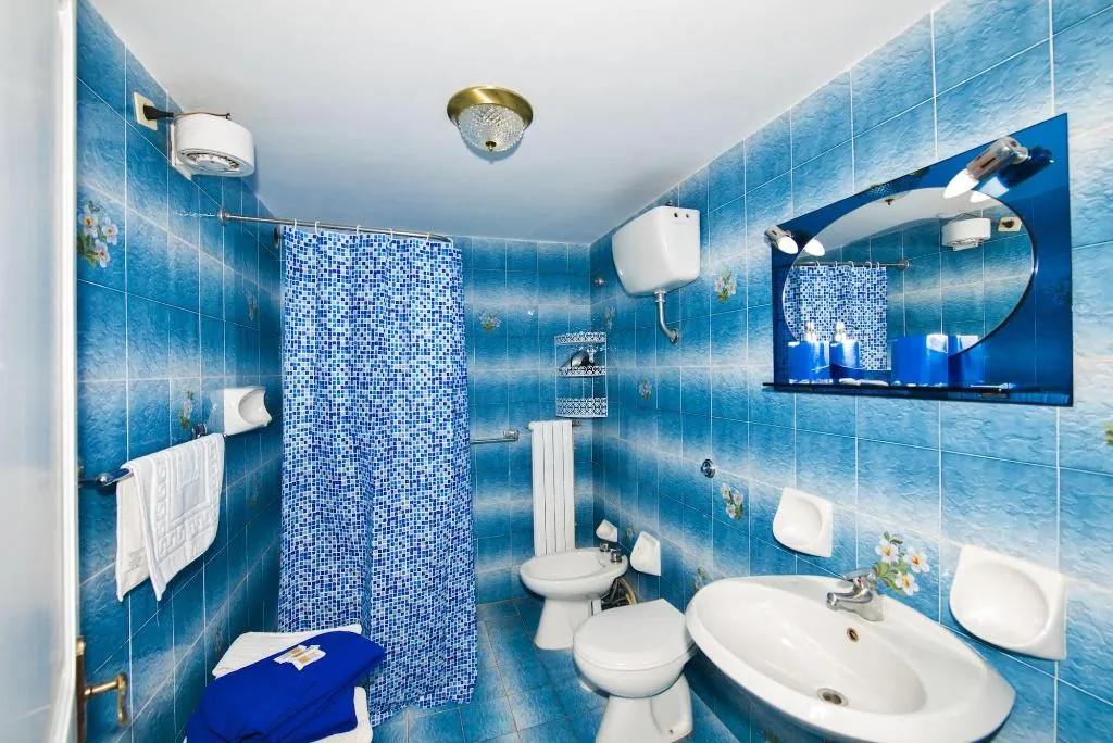 Room, Villa Sette Venti, Naples