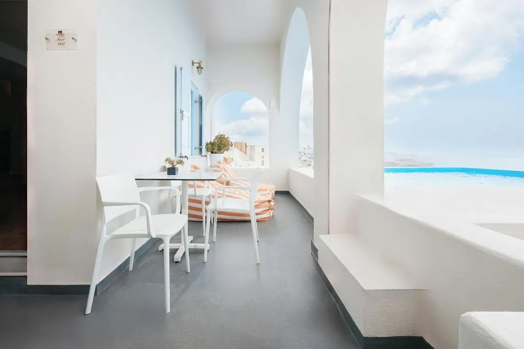 General view, Kastro Suites, Santorini