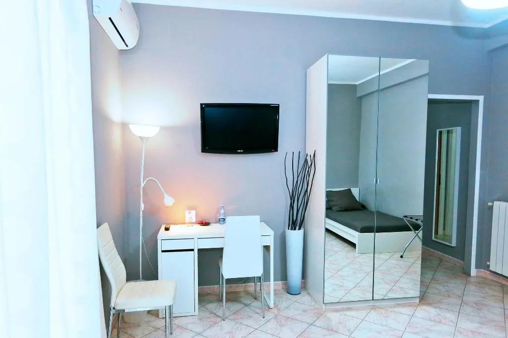 Room, B&B Kosmos, Catania