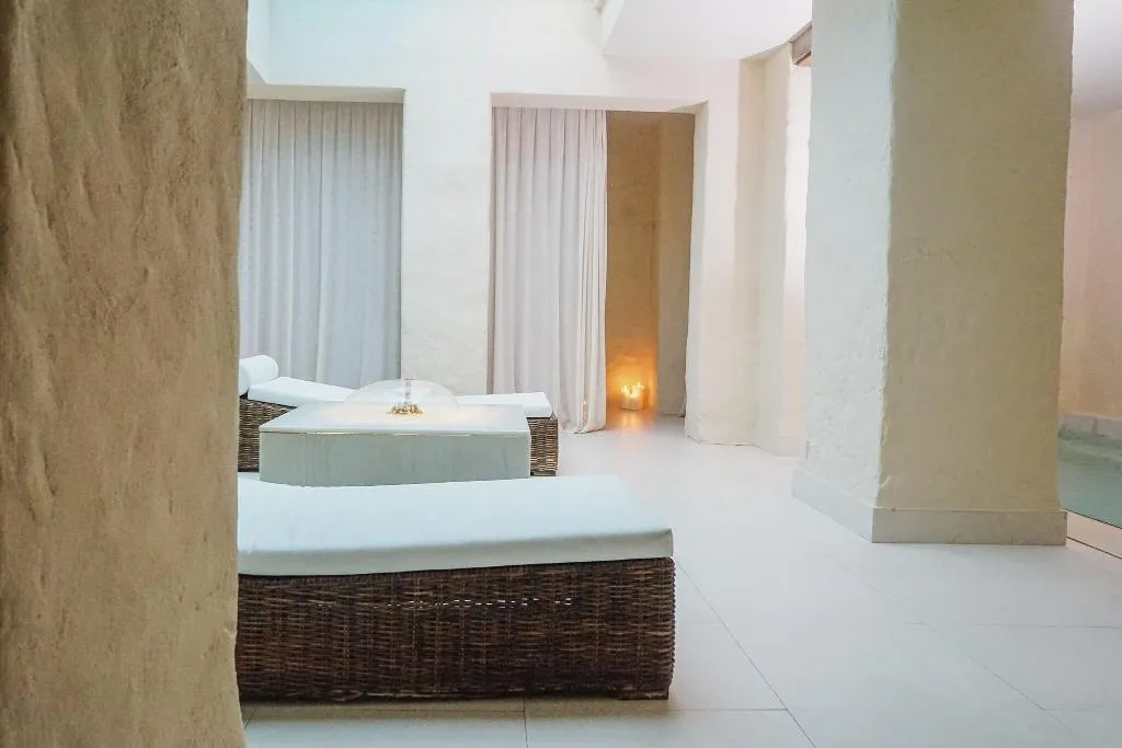 Sports and Entertainment, Mercer EME Catedral Hotel, Seville