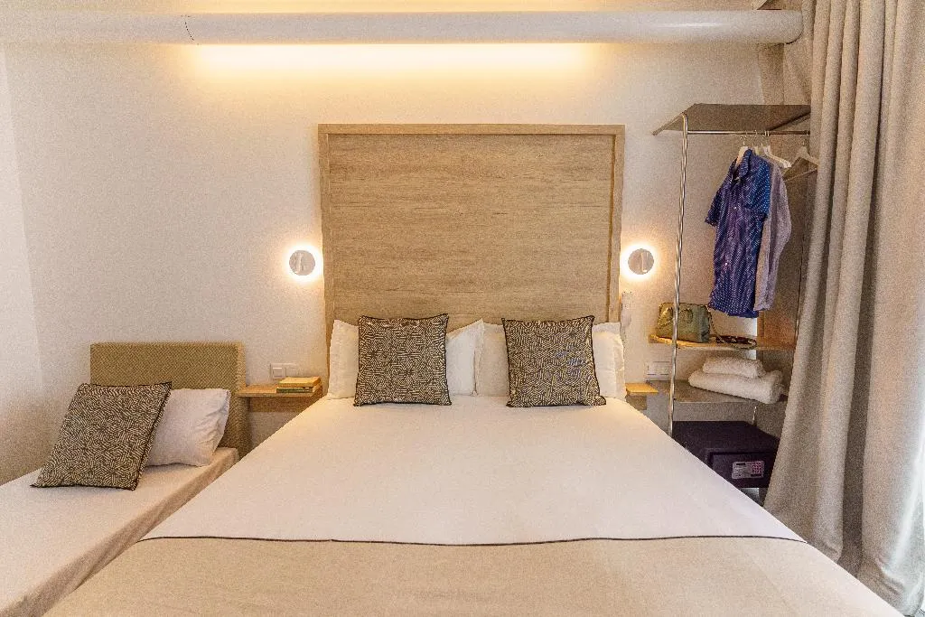 TRIPLE CAPACITY 2 Room, Casa Lit Barcelona, Barcelona