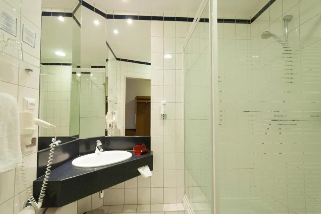Double or Twin STANDARD Room, Express Kraków Hotel, Krakow