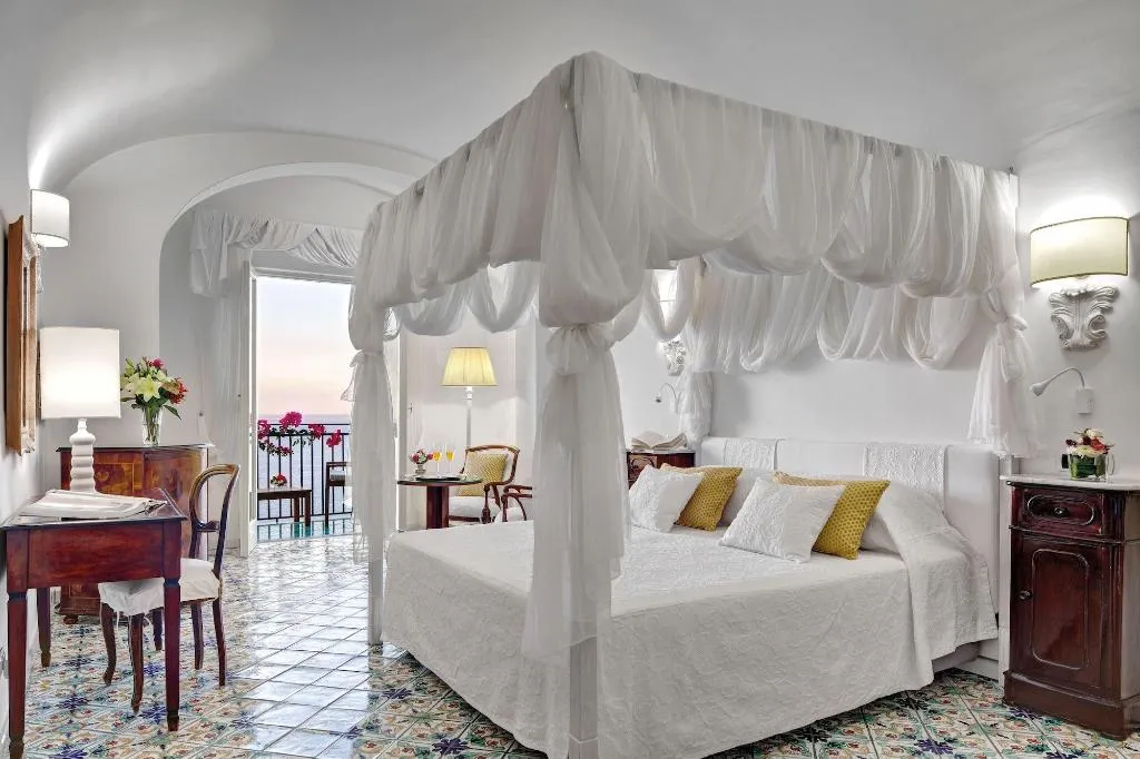 Room, Hotel Santa Caterina, Naples