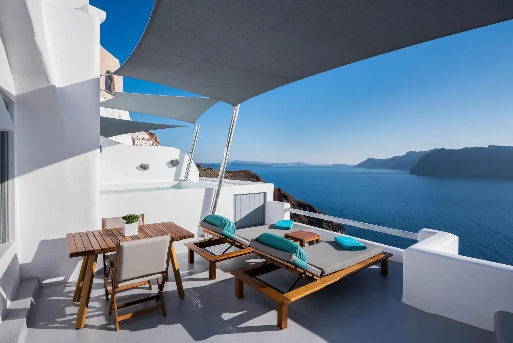 Room, Maregio Suites, Santorini