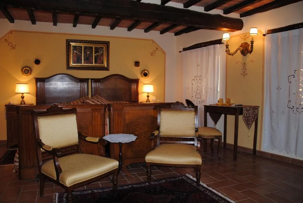 Room, Albergo Torre Sangiovanni, Perugia