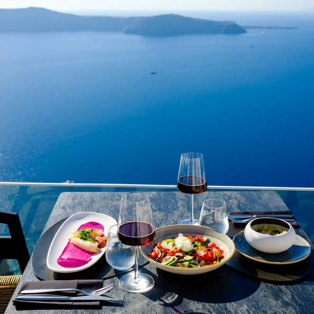 SUITE DELUXE WITH PRIVATE POOL Room, Andromeda Villas, Santorini