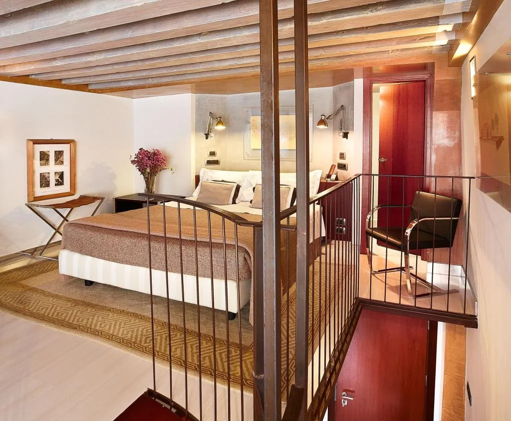 Room, Ca Pisani, Venice