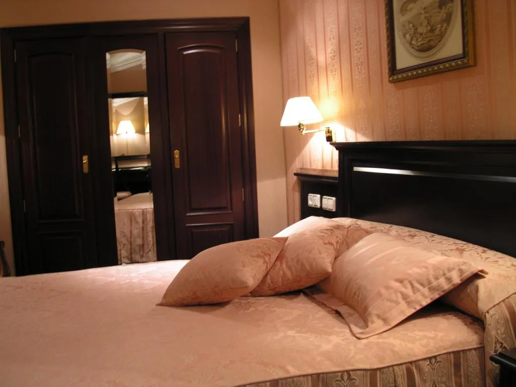 Room, Hotel Santiago Jaen, Andalucia