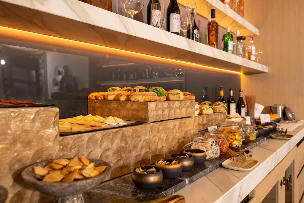 Bar, Fuerte Marbella, Costa Del Sol