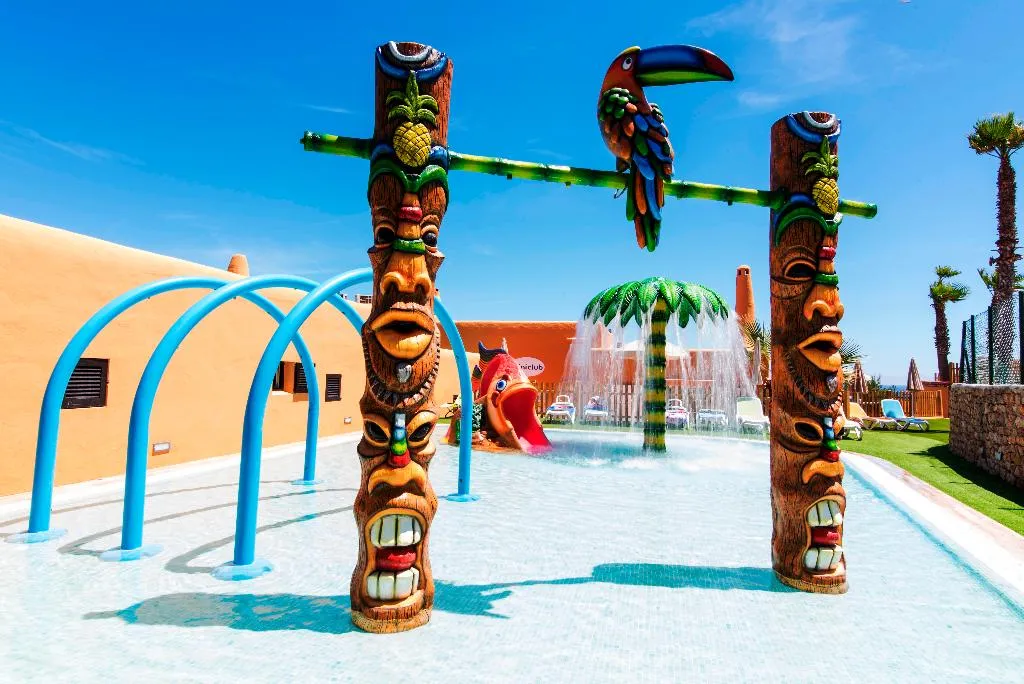 Sports and Entertainment, FERGUS Style Punta Arabi, Ibiza