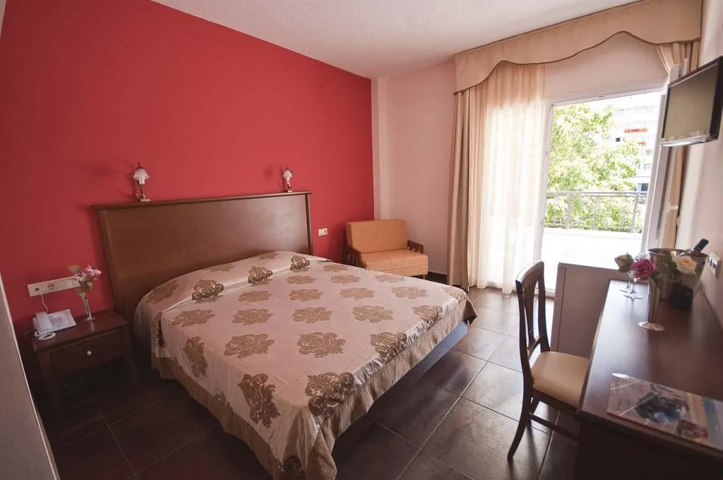 DOUBLE STANDARD Room, Sun Beach Hotel, Thessaloniki