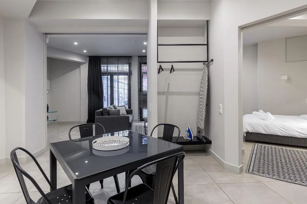 Room, Heart Of Athens, Athens