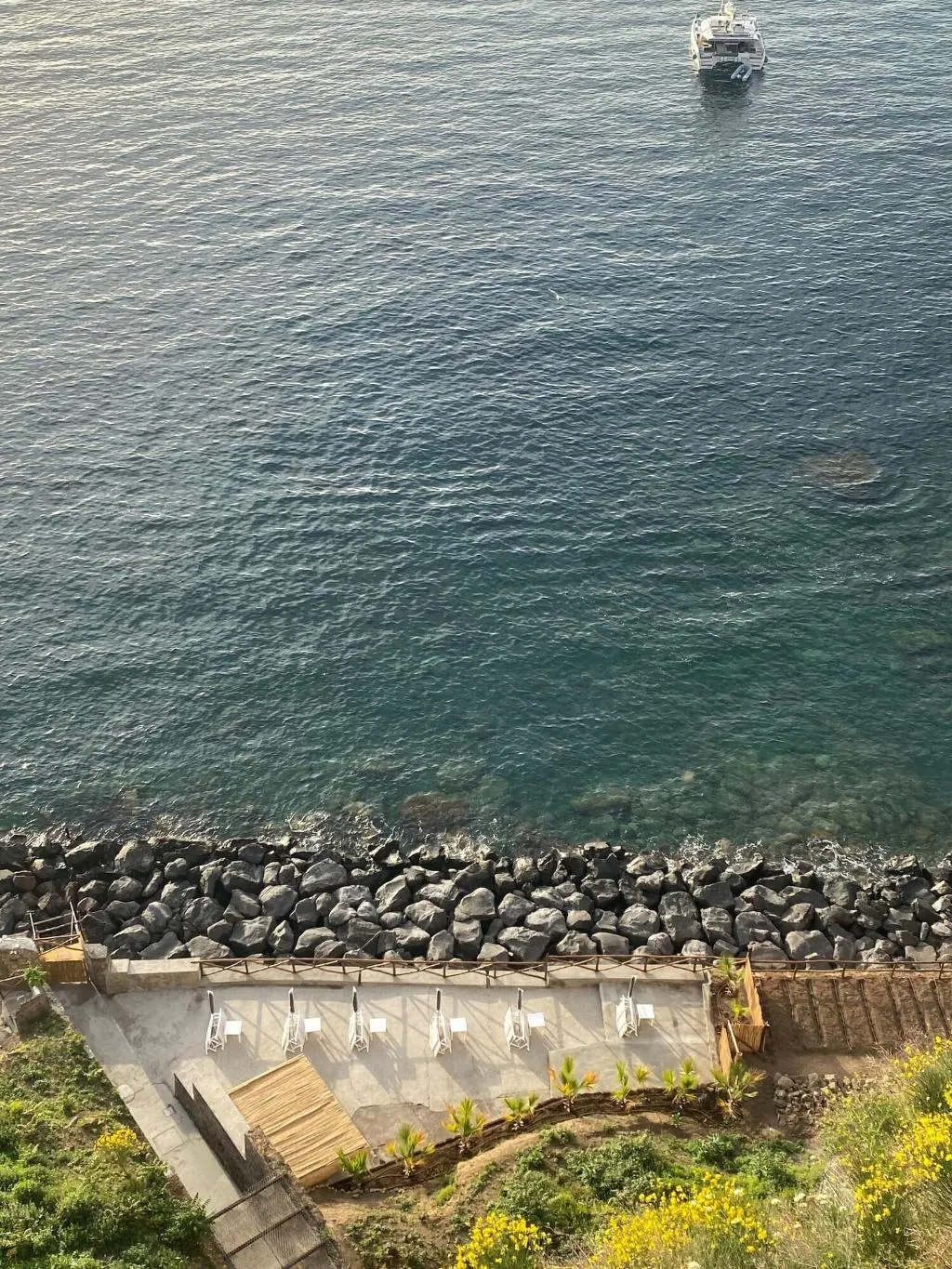 Beach, Lorelei Londres, Naples