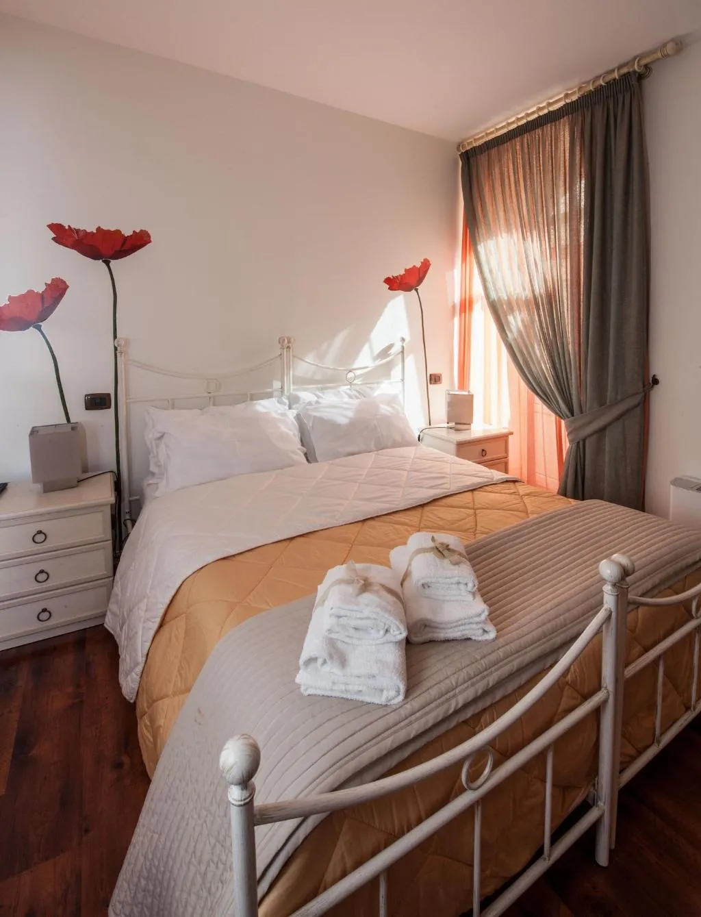 Room, Garibaldi 61, Catania