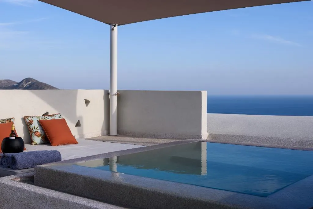 SUITE STANDARD Room, Potnia Theron Suites, Santorini