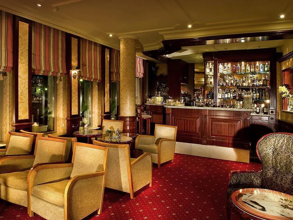 Bar, Papadopoli Hotel Venezia - MGallery Collection, Venice