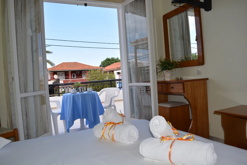 APARTMENT STANDARD Room, Montes Studios & Apartments, Zante