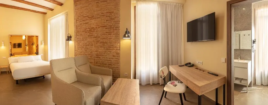DOUBLE SUPERIOR Room, SH Suite Palace, Valencia