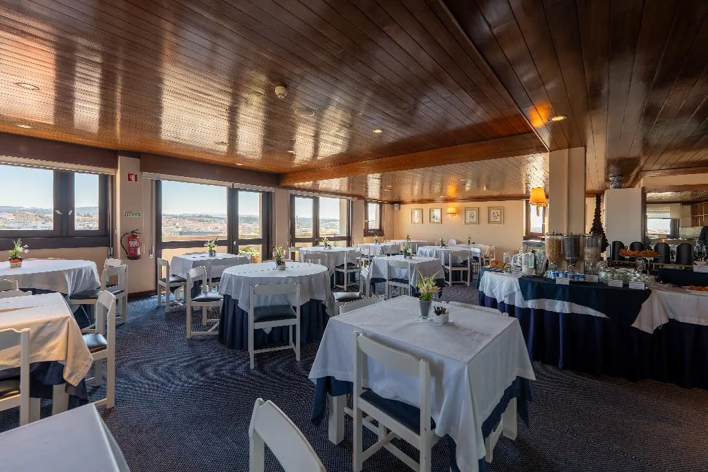 Restaurant, Hotel Apartamento Solverde, Porto