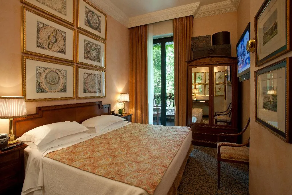 DOUBLE SUPERIOR Room, De la Ville Monza - Slh Hotel, Milan