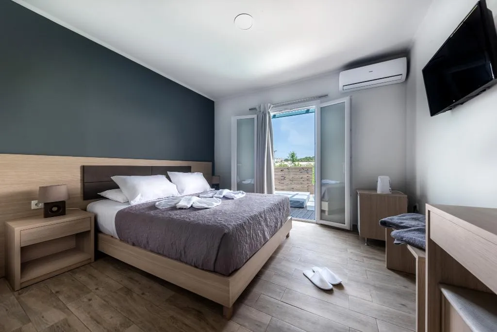 DOUBLE SUPERIOR WITH PRIVATE POOL Room, Zante Calinica Hotel & Suites, Zante