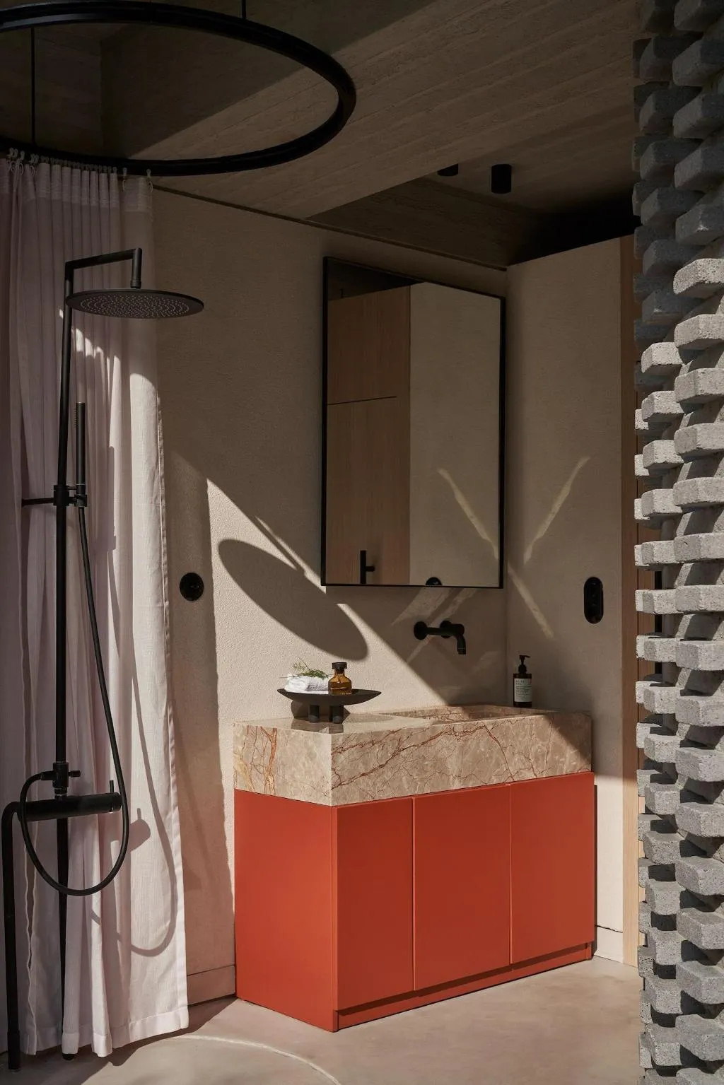 Room, Newel Psychiko, Athens