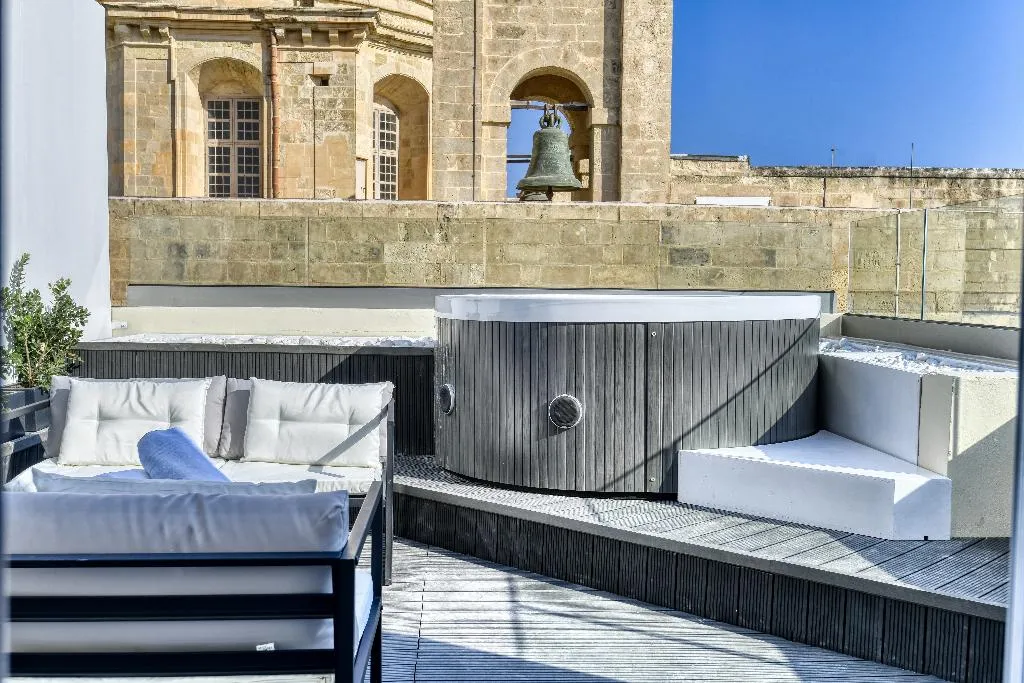 Room, Palazzo Ignazio, Malta
