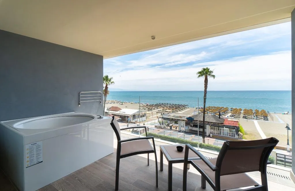 JUNIOR SUITE STANDARD Room, Medplaya Pez Espada, Costa Del Sol