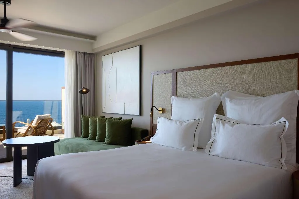JUNIOR SUITE SEA VIEW Room, Aulus Chania Resort, Curio Collection by Hilton, Thessaloniki
