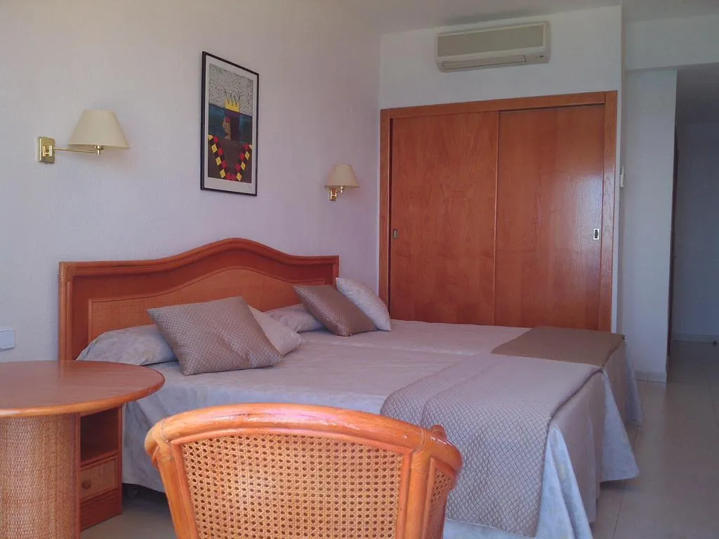 Room, Aromar, Costa Brava