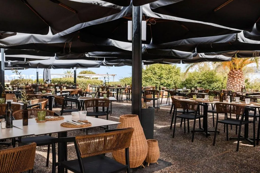 Restaurant, Mangia’s Brucoli Sicily Autograph Collection, Catania