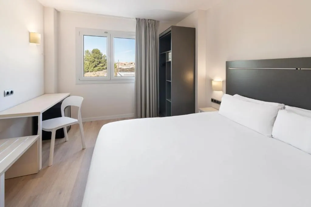 DOUBLE STANDARD Room, B&B HOTEL Barcelona Rubí, Barcelona