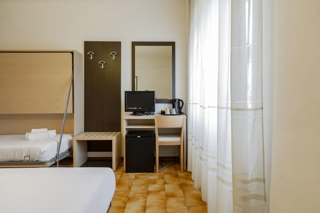 Room, Catignano Hotel Ristorante, Umbria