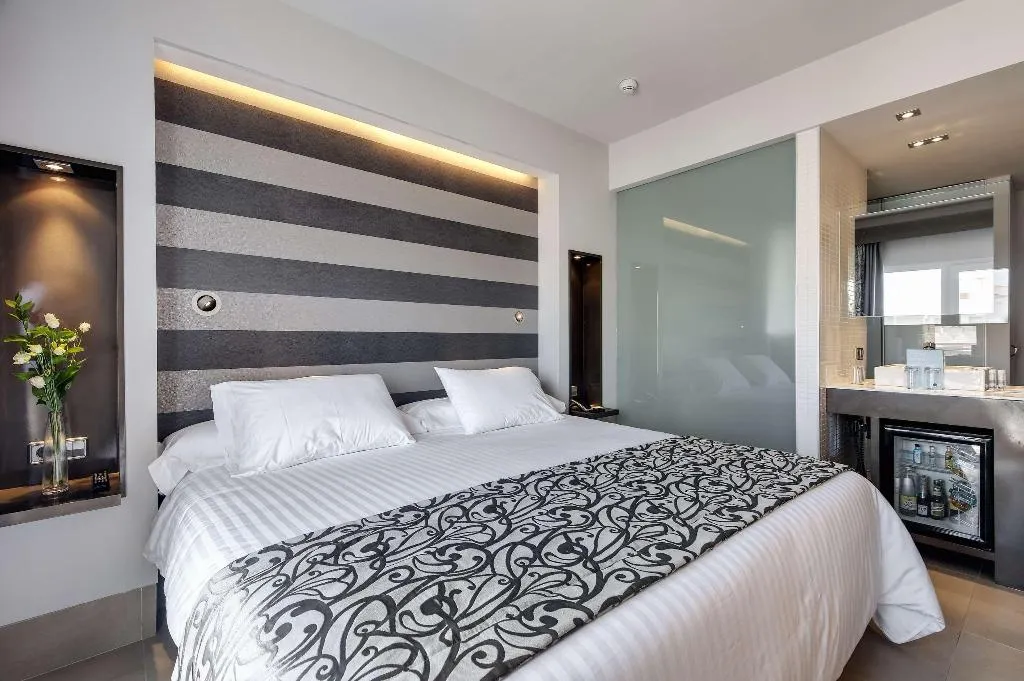 SINGLE SUPERIOR Room, Barceló Hamilton Menorca -Adults Only, Menorca