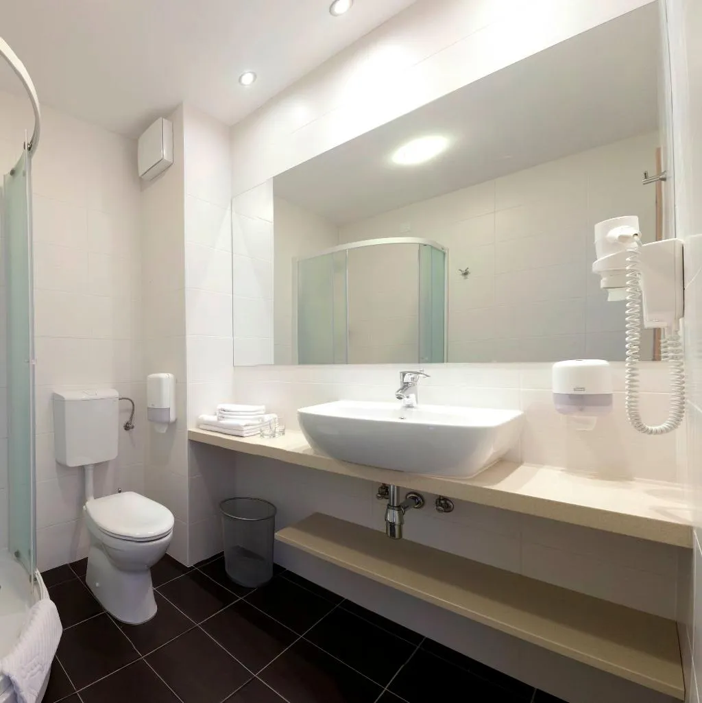 TRIPLE STANDARD Room, Adria Dubrovnik, Dubrovnik