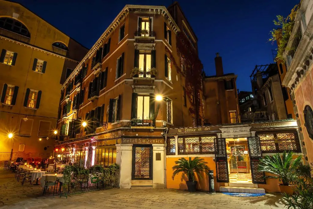 General view, La Fenice et des Artistes, Venice