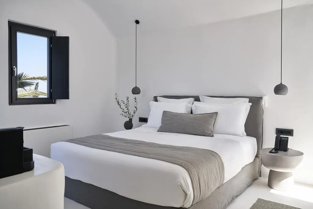 Double or Twin SUPERIOR Room, Pantheon Villas, Santorini