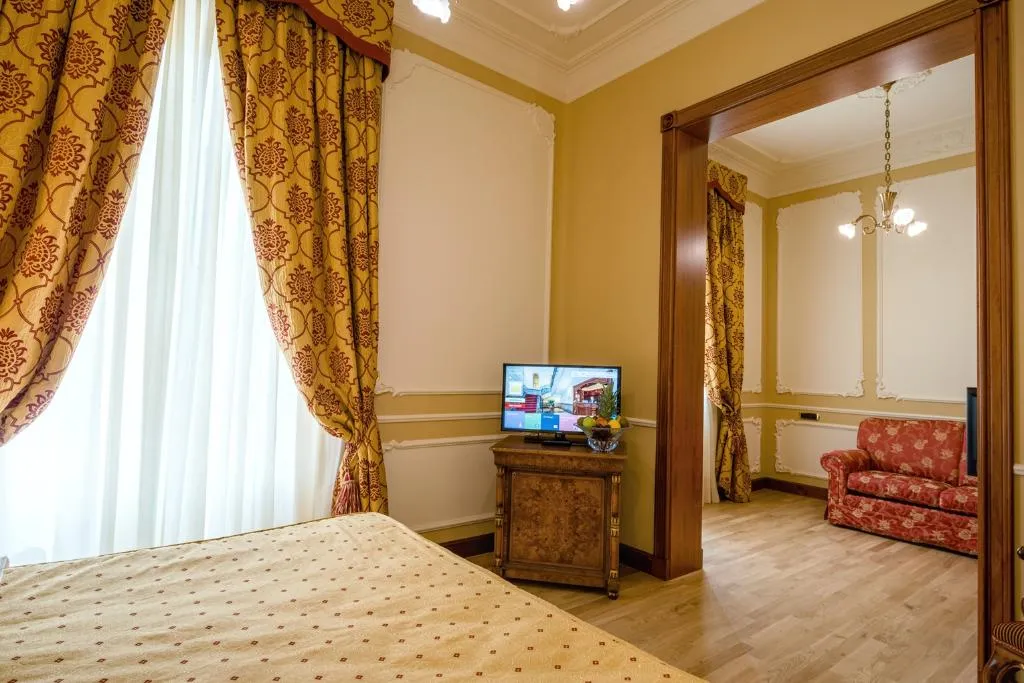 JUNIOR SUITE STANDARD Room, Grand Hotel Wagner, Palermo