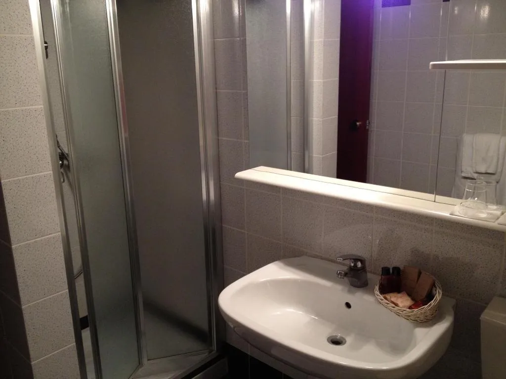 Room, Hotel & Restaurant Milan, Istria