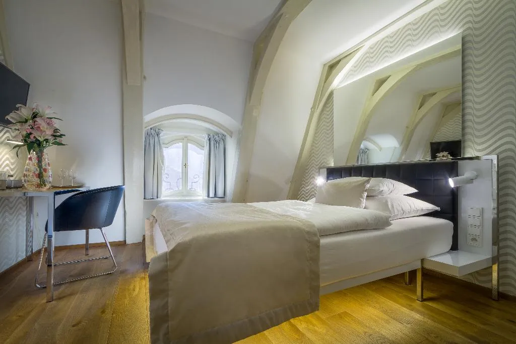 SINGLE STANDARD Room, Golden Star, Prague