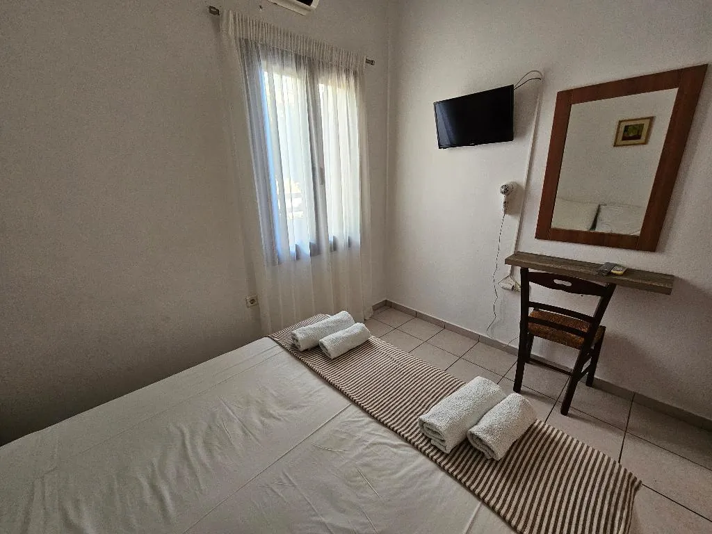 APARTMENT CAPACITY 4 ONE BEDROOM Room, Elounda Sunrise Apartments, Crete