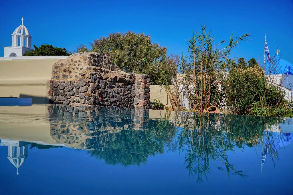 VILLA THREE BEDROOMS WITH PRIVATE POOL Room, Santorini Heritage Villas & Mansions, Santorini