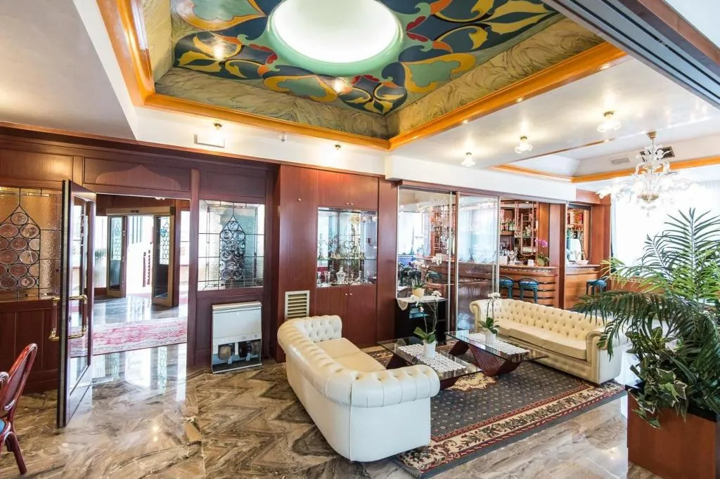 Lobby, Brioni Mare, Venice