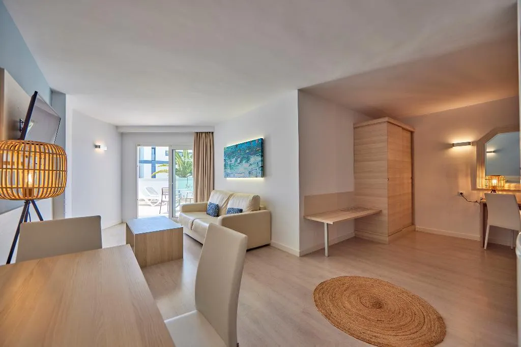 JUNIOR SUITE WITH TERRACE Room, Tomir Portals Suites – Adults Only (+16), Majorca