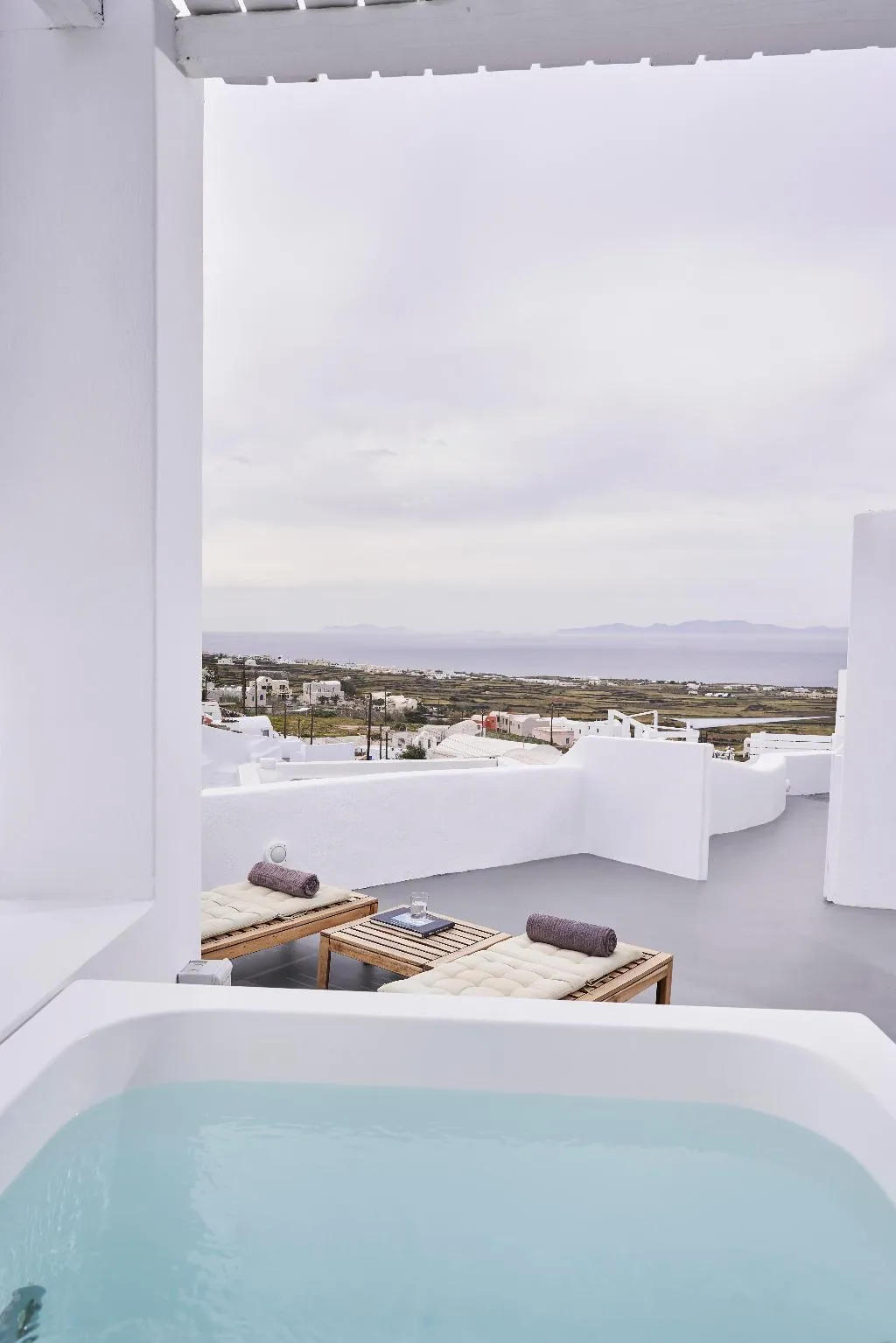 SUITE HONEYMOON Room, Fava Eco Suites, Santorini