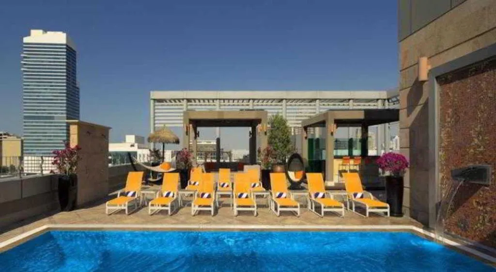 Pool, Radisson Blu Hotel, Dubai Media City, Dubai