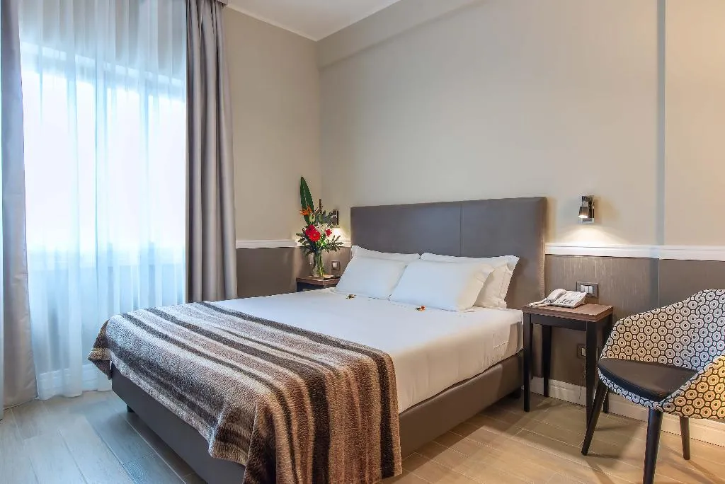 Double or Twin STANDARD Room, Fragrance St Peter Hotel, Rome